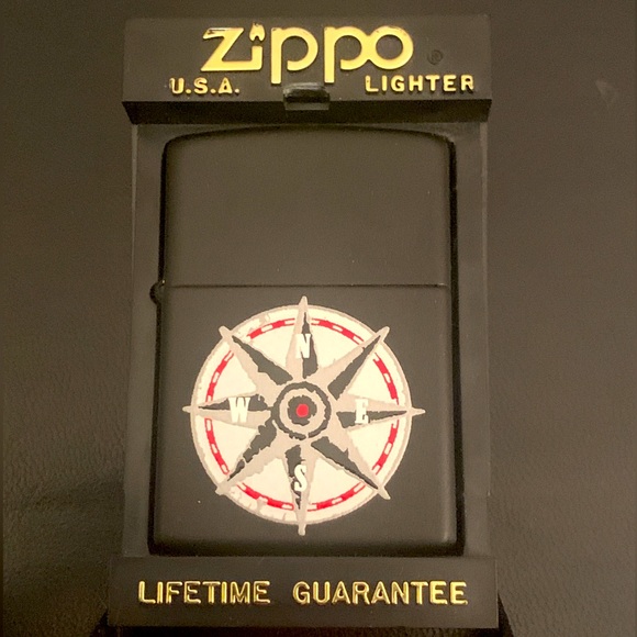 Vintage NEW Zippo Advertising Marlboro Compass Black Cigarette Lighter 1998 - Picture 1 of 8